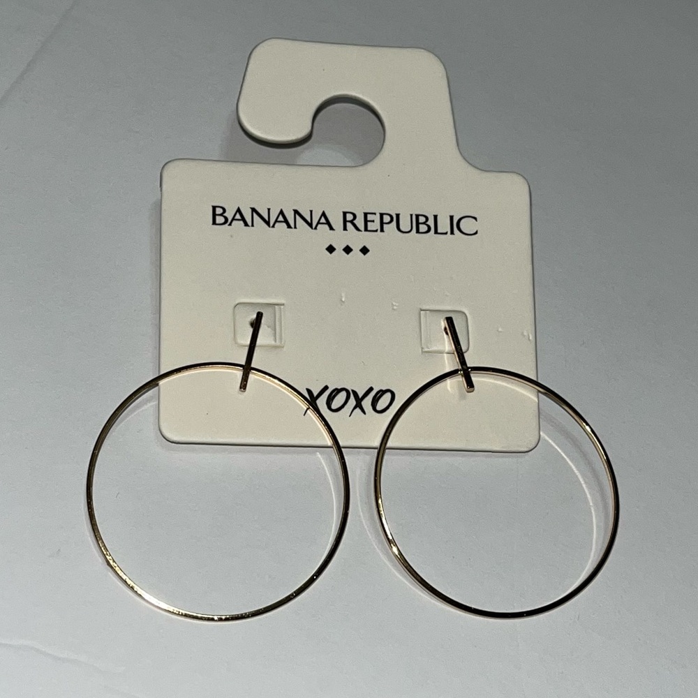 Banana Republic Gold Colored Post‎ Hoop Fashion Earrings New With Tags